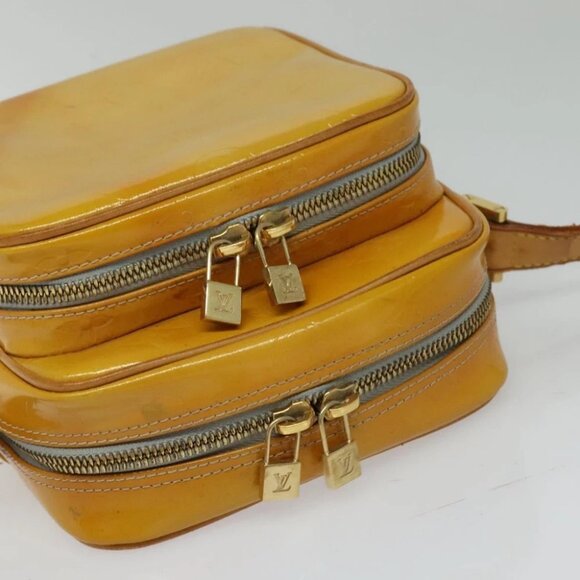 LOUIS VUITTON Monogram Vernis Wooster Shoulder Bag Gris - Picture 5 of 16